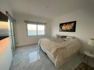Lovely 2 bedroom oceanfront condo in Mazatlan