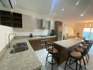 Lovely 2 bedroom oceanfront condo in Mazatlan