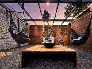 1_OAK - experience custom design - 2 masters