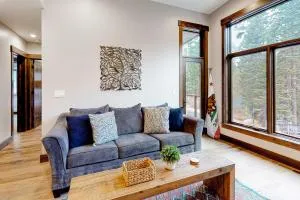 Red Mountain Lodge - Donner Pines Tract