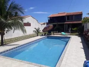 Casa duplex, piscina/churrasqueira/200m da praia - 马里卡