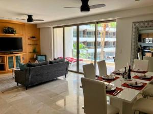 2BD & 2BA One Medano Beach Kathys Home
