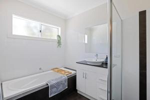 SeaVision Escape by ReadyStay- BYO LINEN & TOWELS