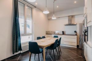 Maisons d'hotes Coeur de ville #B2 - Centre ville, WIFI & NETFLIX - Proche transports - CHAMBRE PRIVEE dans logement partage : photos des chambres