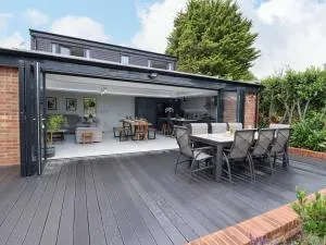 Kite View Cottage - Beaconsfield