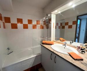 Appartements Residence Les Balcons Du Canigou - 2 Pieces pour 4 Personnes 404 : photos des chambres