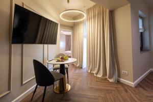 Calea Floreasca 77 Aparthotel 1