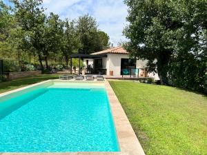 Luxury Villa with Pool en Provence