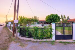 EVAS BEACH HOUSE DIKELLA