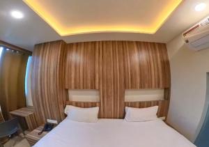 Hotel Prago by Green Deer Varanasi