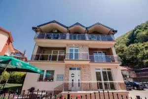 DE & EV ACCOMMODATION - 孔吉斯克