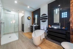 Appartements RDC Chateau de la Ronde - Avec piscine et jacuzzi : photos des chambres