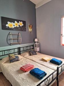 Appartements Appartamento Mirella con piscina : photos des chambres