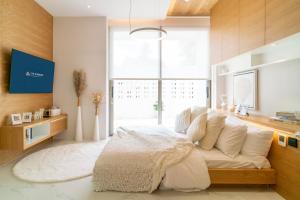 Exquisite Pool Residence A19: Aesthetics and Luxury Combined