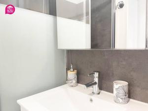 Appartements Le Nouaille by iZiLi - Calme et confort - Parking : photos des chambres