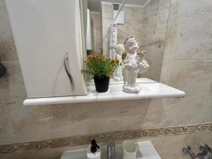 Сучасна квартира центр Лівобережної МВЦ