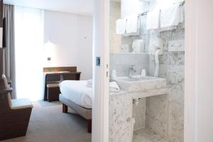 Hotels Hotel Monsigny : photos des chambres