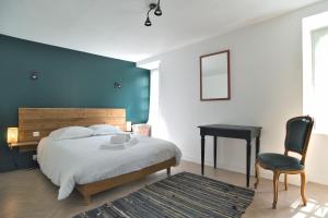 Maisons de vacances Mezange Bleue - Pres du canal d'Ille et Rance : photos des chambres