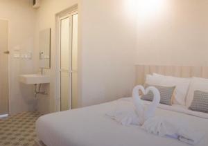 Nature Pine Phuket เนเชอร์ไพน์ภูเก็ต