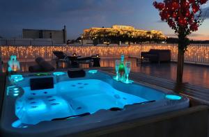 Acropolis View Apartment in the Heart of Monastiraki