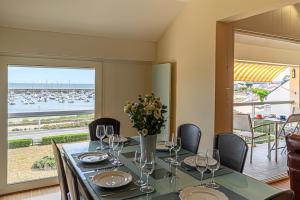 Appartements Cap a Houat - Duplex de 100 m2 avec vue mer : photos des chambres