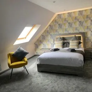 Sunset Studio Apartments - 阿博伦