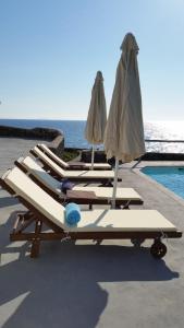 Abelomilos Exclusive Villa Santorini Greece