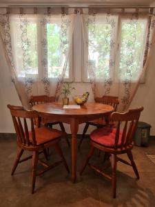 Quiet apartment in a private house - close to center, pet friendly