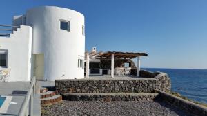 Abelomilos Exclusive Villa Santorini Greece