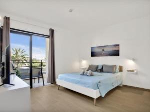 212 Elegant, renovated, confortable Playa Paraiso