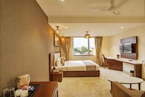THE MANGAL VIEW RESIDENCY - A Luxury Boutique Business Hotel