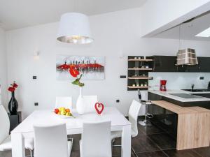 Luxurious Apartment in Zadar with Garden 