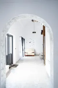 Casuta din drumul muntelui - 阿夫里格