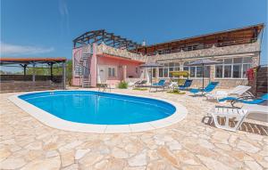 Stunning Home In Konjevrate With Outdoor Swimming Pool, Wifi And 5 Bedrooms