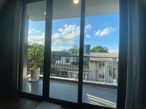 The Carnation Apartment 02