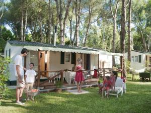 Family Chalet in Baia Domizia
