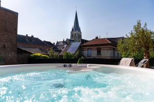 Maisons de vacances Le Loft : Gite avec spa a Marle : photos des chambres