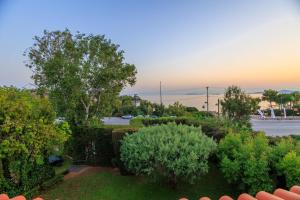 Lagonisi Beach House