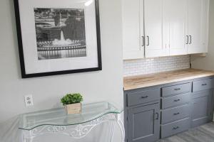 Comfy 3 BR - Family Friendly Apt - City Access