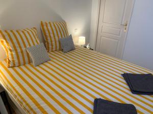 Appartements Biarritz centre, pres Avenue de Verdun, cosy Apt 2 pieces , salon , chambre separe, rue tres calme a 10 minutes a pied de la grande plage : photos des chambres