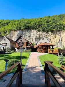 Stara hiža pod Okićem - 3hvězdičkové hotely ve městě Jastrebarsko