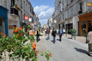 Appartements F2 cosy central I Rueil-Malmaison I La BonBonniere 92500 : photos des chambres