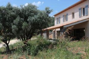 Villas Villa les Tarentes : pool and sea view : photos des chambres