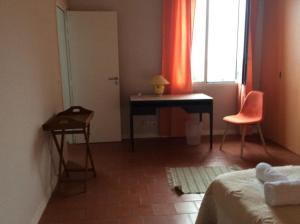 Villas Villa les Tarentes : pool and sea view : photos des chambres