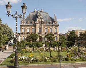 Appartements F2 cosy central I Rueil-Malmaison I La BonBonniere 92500 : photos des chambres