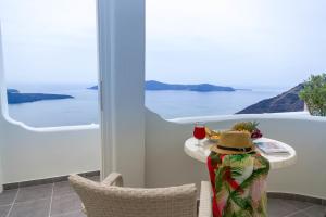 Remvi Suites Santorini Greece