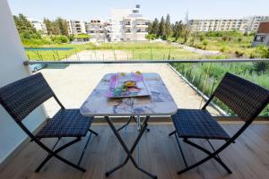 Reis Apartments