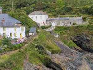 Kerbenetty Harbour Cottage