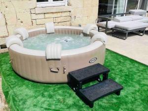 Villas Domaine du Panorama - gite 14 personnes (jacuzzi) : photos des chambres