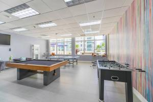 Amazing High-Rise Condo @Brickell with Pool